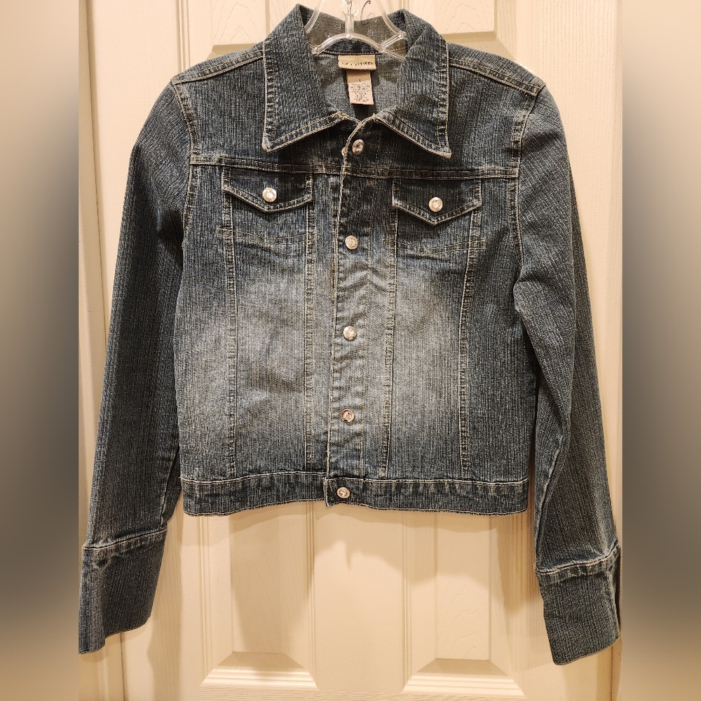 Denim Jacket Decoded - Picture 2 of 4